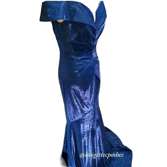 RENE RUIZ Off-The-Shoulder Mermaid Glitter Gown - Picture 3 of 11